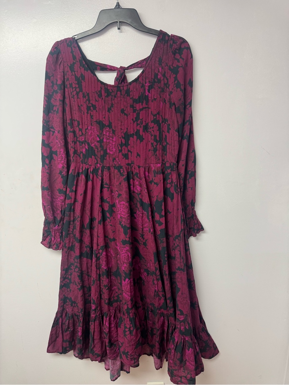 Anthropologie Let Me Be Sharlene Tiered Midi Dress US 6 Cranberry Floral Boho B9 - Picture 6 of 16